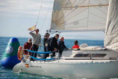 Cool Wave en clase RI-A y MK III en clase RI-B vencedores del III Trofeo Serramóvil de vela crucero Cool Wave en clase RI-A y MK III en clase RI-B vencedores del III Trofeo Serramóvil de vela crucero