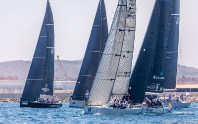 Dominio de los barcos pequeños en el estreno del 26º Tabarca Vela Diputación de Alicante Dominio de los barcos pequeños en el estreno del 26º Tabarca Vela Diputación de Alicante
