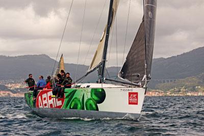 El Aceites Abril se impone en la primera jornada del Trofeo Generali El Aceites Abril se impone en la primera jornada del Trofeo Generali