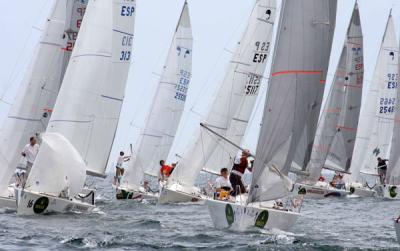 El Cafés Granell de Agustín Granell en RI; Mascarat IV de José Luis Francés en A Dos Y Fermax en Platú 25 se adjudican el reloj Rolex El Cafés Granell de Agustín Granell en RI; Mascarat IV de José Luis Francés en A Dos Y Fermax en Platú 25 se adjudican el reloj Rolex