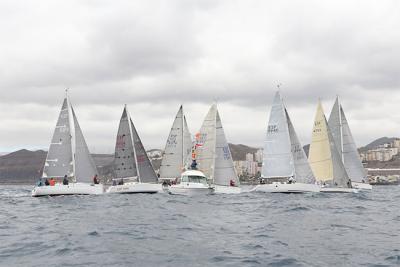 El Dragohomes, el Folelé, el Isla de Lobos y el Guayre II, campeones absolutos del X Trofeo de Cruceros Armada Española El Dragohomes, el Folelé, el Isla de Lobos y el Guayre II, campeones absolutos del X Trofeo de Cruceros Armada Española