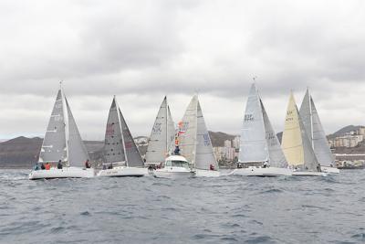 El Dragohomes, el Folelé, el Isla de Lobos y el Guayre II, campeones absolutos del X Trofeo de Cruceros Armada Española