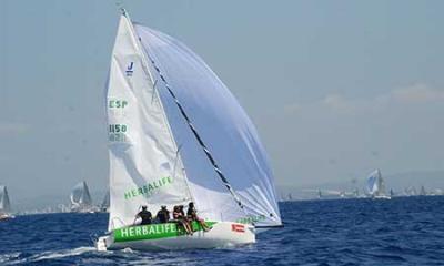 El J/80 Herbalife, líder de la 33 Copa del Rey Mapfre El J/80 Herbalife, líder de la 33 Copa del Rey Mapfre