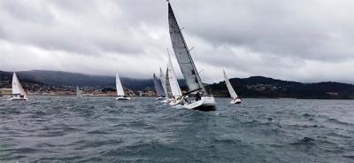 El Magical impone su ley en la etapa costera de la Regata Guardiamarina que concluirá con un recorrido entre Marín y Vigo 