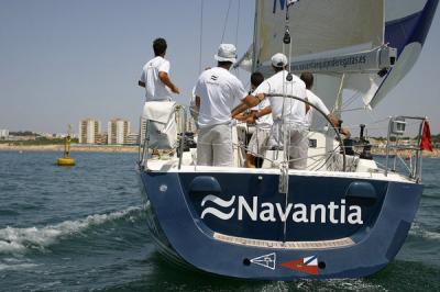  El Navantia afianza su liderato en el Puerto de Santa Maria
