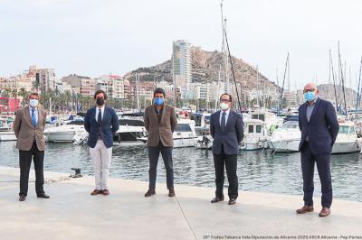 El R.C. de Regatas de Alicante presenta la “XXV Tabarca vela Diputación de Alicante” El R.C. de Regatas de Alicante presenta la “XXV Tabarca vela Diputación de Alicante”
