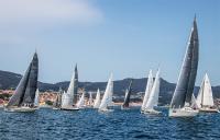 El Trofeo Comunica saca a escena a más de  40 barcos por las rías de Vigo y Pontevedra
