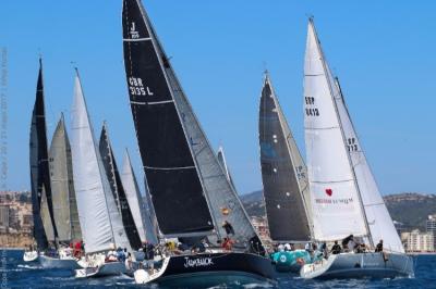 El Trofeo Generalitat Valenciana-MJM de Cruceros inicia su singladura en Torrevieja El Trofeo Generalitat Valenciana-MJM de Cruceros inicia su singladura en Torrevieja