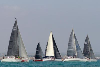 El Trofeo Paraíso Salado reúne a los 40 mejores barcos de la Región de Murcia y Comunitat Valenciana El Trofeo Paraíso Salado reúne a los 40 mejores barcos de la Región de Murcia y Comunitat Valenciana