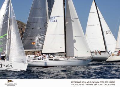 El Trofeo Sir Thomas Lipton para el Ziving Badia El Trofeo Sir Thomas Lipton para el Ziving Badia