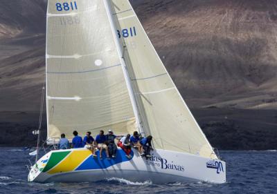 El Turismo Rías Baixas pasa tercero la Isla de Lobos en la costera del Mundial de 670 El Turismo Rías Baixas pasa tercero la Isla de Lobos en la costera del Mundial de 670