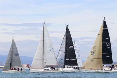 El UPV se queda con su trofeo en aguas de Valencia El UPV se queda con su trofeo en aguas de Valencia