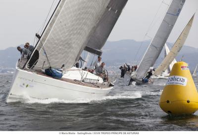 El viento  del norte asiste a la inauguración del XXVIII Trofeo Príncipe de Asturias