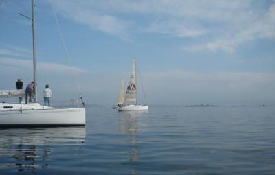 El viento no asistió a la Regata Otoño del CN Ribeira