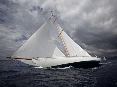 El viento propicia una brillante jornada final del Trofeo Illes Balears de barcos Clásicos y de Época