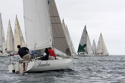 El ‘Sandra’ se impuso entre las 52 embarcaciones que participaron en la Regata a la Inversa-BBVA