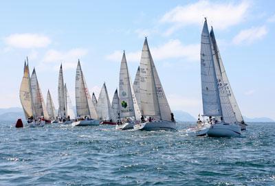 El ‘Yamamay’ obtiene su décimo título en el Campeonato de Vizcaya de Cruceros-Trofeo Deutsche Bank El ‘Yamamay’ obtiene su décimo título en el Campeonato de Vizcaya de Cruceros-Trofeo Deutsche Bank