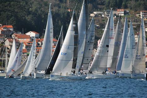 Estreno de lujo en Combarro de la 6ª Regata Interclubes Ría de Pontevedra Estreno de lujo en Combarro de la 6ª Regata Interclubes Ría de Pontevedra