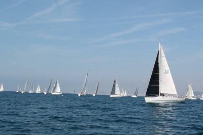 Exito de participación en la XXVIII edición de la Regata Taberna del puerto del CN Candado, con 38 embarcaciones participantes. Exito de participación en la XXVIII edición de la Regata Taberna del puerto del CN Candado, con 38 embarcaciones participantes.