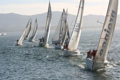 Gabriela Onofre se llevó la clásica regata inversa trofeo Restaurante Bajamar. Gabriela Onofre se llevó la clásica regata inversa trofeo Restaurante Bajamar.