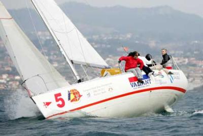 Intensa final en la Liga de Cruceros del MRCY Baiona con Nano Yáñez como vencedor del average Intensa final en la Liga de Cruceros del MRCY Baiona con Nano Yáñez como vencedor del average
