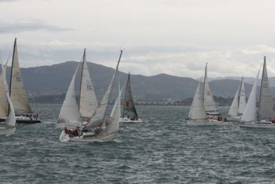 Jornada en blanco en la 2ª tirada del santanderino Bancaja de cruceros al desaparecer una de las boyas Jornada en blanco en la 2ª tirada del santanderino Bancaja de cruceros al desaparecer una de las boyas