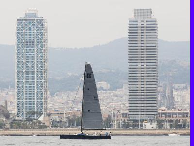 Jornada en blanco hoy en la clásica regata del Real Club Náutico de Barcelona debido a la falta de viento Jornada en blanco hoy en la clásica regata del Real Club Náutico de Barcelona debido a la falta de viento