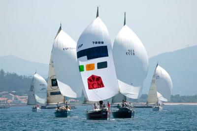 La 12º Vuelta a Ons pone el broche a la temporada estival en la Ria de Arousa La 12º Vuelta a Ons pone el broche a la temporada estival en la Ria de Arousa