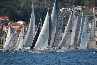 La 7ª Regata Interclubes, a escena este sábado en la ría de Pontevedra