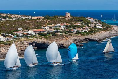 La Copa del Rey Repsol de Barcos de Época se mantiene a la expectativa