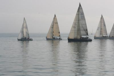 La falta de viento deslució la V regata de las fuerzas armadas- Memorial navío San Juan Nepomuceno La falta de viento deslució la V regata de las fuerzas armadas- Memorial navío San Juan Nepomuceno