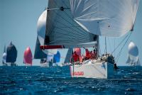 La flota se luce en la segunda jornada del Príncipe de Asturias en Baiona