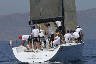 LA REGATA COSTERA DE LA SEMANA NÁUTICA DE MELILLA SE ANULA TRAS VARIAS HORAS DE ENCALMADA LA REGATA COSTERA DE LA SEMANA NÁUTICA DE MELILLA SE ANULA TRAS VARIAS HORAS DE ENCALMADA