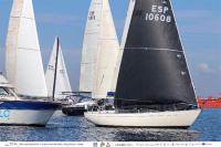 La Ruta de la Seda zarpa del Real Club Náutico de Valencia rumbo a Eivissa con 28 barcos
