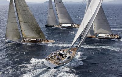 La segunda jornada de competición de la Maxi Yacht Rolex Cup ha presentado unas condiciones perfectas para el espectáculo. La segunda jornada de competición de la Maxi Yacht Rolex Cup ha presentado unas condiciones perfectas para el espectáculo.