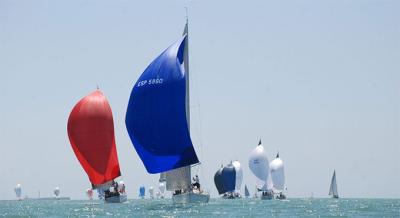 La XI Liga de Cruceros del CN Puerto Sherry traspasa con éxito su ecuador La XI Liga de Cruceros del CN Puerto Sherry traspasa con éxito su ecuador