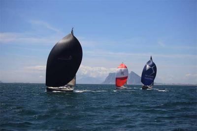 La XIX Copa Sotogrande “Trofeo 20 años El Periódico Sotogrande” Campeonato de Andalucía ORC, arranca este viernes con la regata de catamaranes IV Memorial Antonio Muñoz Cabrero.