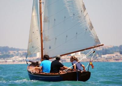 Los clásicos ya navegan por la bahía de Cádiz Los clásicos ya navegan por la bahía de Cádiz