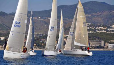 Los cruceros de la provincia se unen en la 1ª Regata Solidaria “Ángeles Malagueños de la Noche”