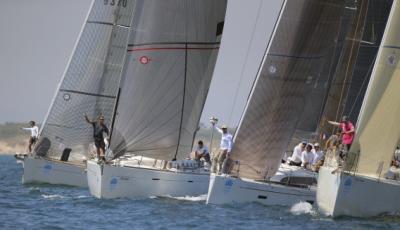 Los líderes no dan tregua tras la segunda jornada del trofeo SM La Reina