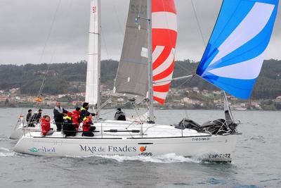 Meigas Fora, Mar de Frades, Chispa Nejra y Oliver II ganan la penúltima etapa del  Trofeo de Navidad de cruceros en Aguete