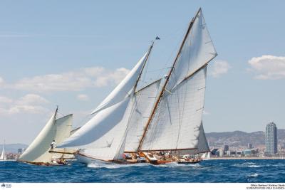 Moonbeam III, Guia, Argos, Marigold y Halloween, líderes de la IX Puig Vela Clàssica Barcelona Moonbeam III, Guia, Argos, Marigold y Halloween, líderes de la IX Puig Vela Clàssica Barcelona
