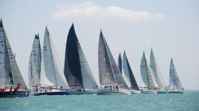 Máxima emoción de cara al final de la X Liga de Cruceros del CN Puerto Sherry Máxima emoción de cara al final de la X Liga de Cruceros del CN Puerto Sherry