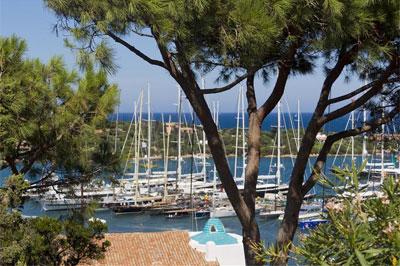 PORTO CERVO SE VISTE DE MISTRAL PARA LA MAXI YACHT ROLEX CUP PORTO CERVO SE VISTE DE MISTRAL PARA LA MAXI YACHT ROLEX CUP