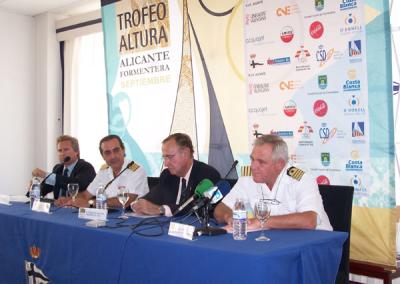 Presentada la segunda edición del Trofeo Altura Alicante - Formentera. Presentada la segunda edición del Trofeo Altura Alicante - Formentera.