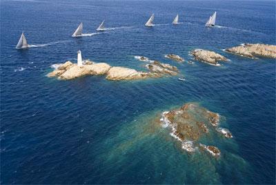 PRIMEROS LÍDERES EN LA MAXI YACHT ROLEX CUP PRIMEROS LÍDERES EN LA MAXI YACHT ROLEX CUP