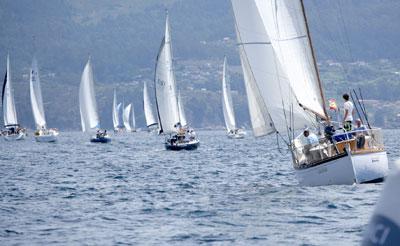 Riveira Mar, Viajes Atlántico y TRAI se hacen con el 12º Trofeo Hotel Carlos I Silgar Riveira Mar, Viajes Atlántico y TRAI se hacen con el 12º Trofeo Hotel Carlos I Silgar