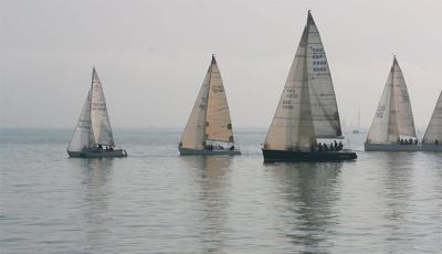 Santander. Cruceros. A pesar del buen tiempo, pocas tripulaciones acudieron a la tirada. Santander. Cruceros. A pesar del buen tiempo, pocas tripulaciones acudieron a la tirada.