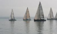 Santander. La falta de viento suspendió la regata de cruceros cuando se había navegado un tercio de la prueba