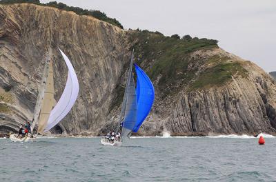Se inauguró en el Abra el I Trofeo One Sails